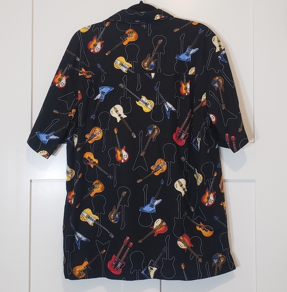 D'EMCRAZY Vintage Men's Black Guitar All Over Print Button Down Shirt Size Large - Picture 8 of 9